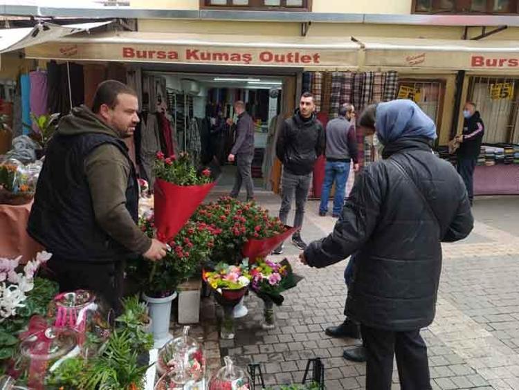 BEN SENELERDİR SATIYORUM AMA HİÇ EV ALAMADIM