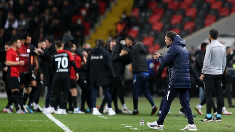 Mesut Özil şov yapmaya devam ediyor ama... Önce Berke Özer sonra Kim Min Jae... Tarihe geçen gol