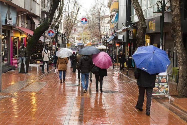 Marmarada kar yağışı başladı Hava buz kesti, günlerce sürecek Alarm verildi, Meteorolojiden son dakika uyarısı...