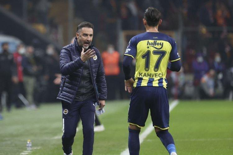 Derbi öncesi FLAŞ GELİŞME Vitor Pereira eşyalarını topladı Ali Koç yeni hoca arayışlarına başladı
