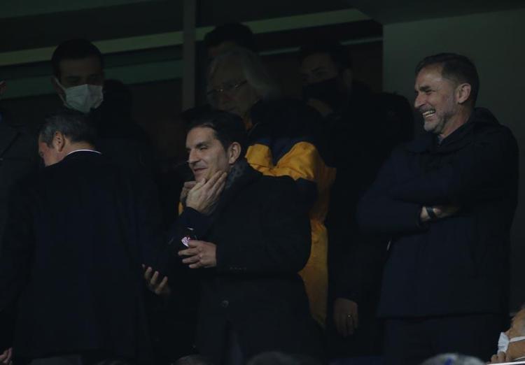 Ve Vitor Pereira ile ipler koptu Ali Koç derbiyi yeni teknik direktör adayıyla beraber izledi