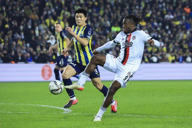 Derbiden sonra Ali Koç Vitor Pereiranın istifasını istedi ve...Fenerbahçenin yeni teknik direktörü belli oldu 3 yıllık anlaşma...