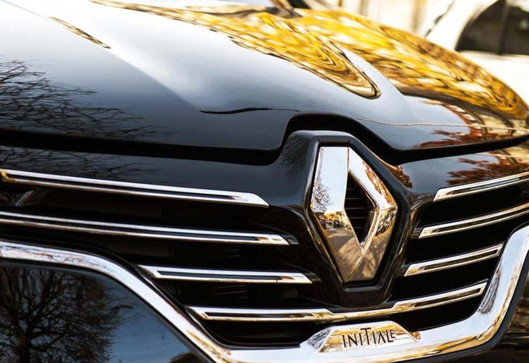 RENAULT
