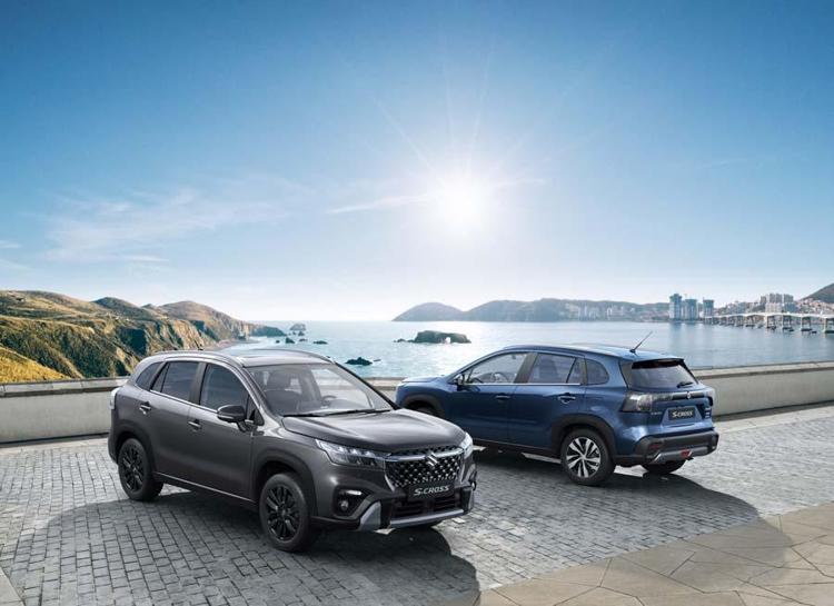 SUZUKİ