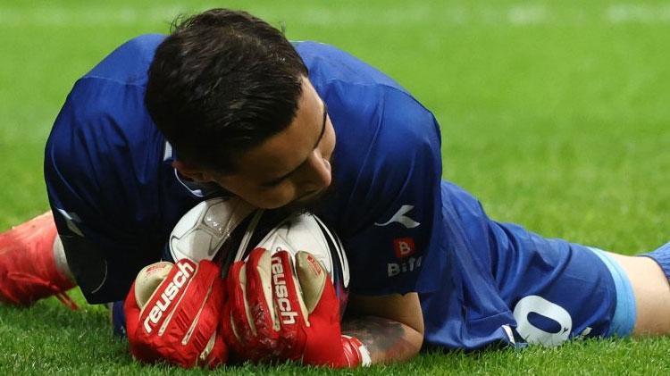 Denizlispor kalecisi Abdülkadir Sünger tarihe geçti Hem kurtardı hem attı hem de Galatasarayı şampiyonluktan etti
