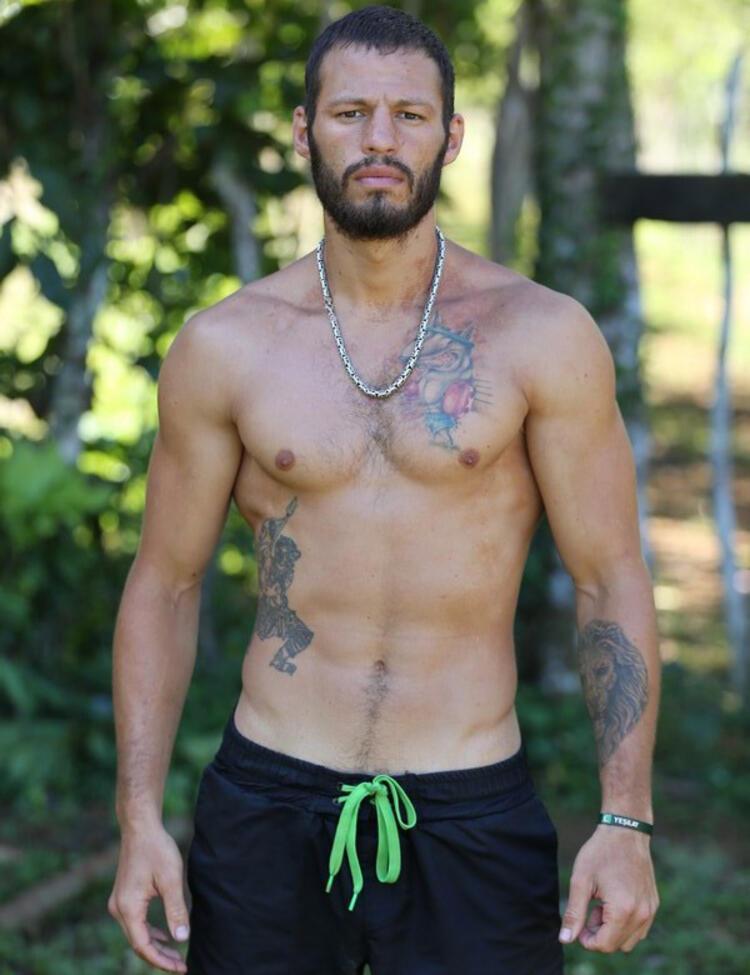 Survivor Atakanın açıklamaları şöyle: