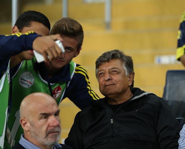 Yılmaz Vural resmen açıkladı Gece Fenerbahçe ile anlaştım, inşallah Ali Koçun aklına girip...