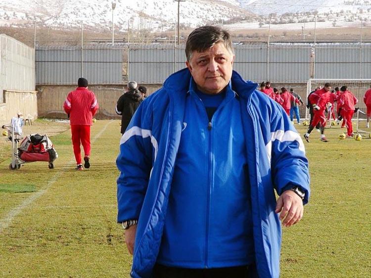 Yılmaz Vural resmen açıkladı Gece Fenerbahçe ile anlaştım, inşallah Ali Koçun aklına girip...