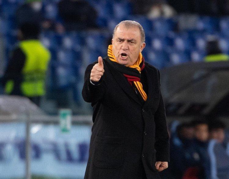 Bunun adı İstifa et demektir Burak Elmastan bir Fatih Terim hamlesi daha Önce yanındakileri pasifize etti şimdi de...