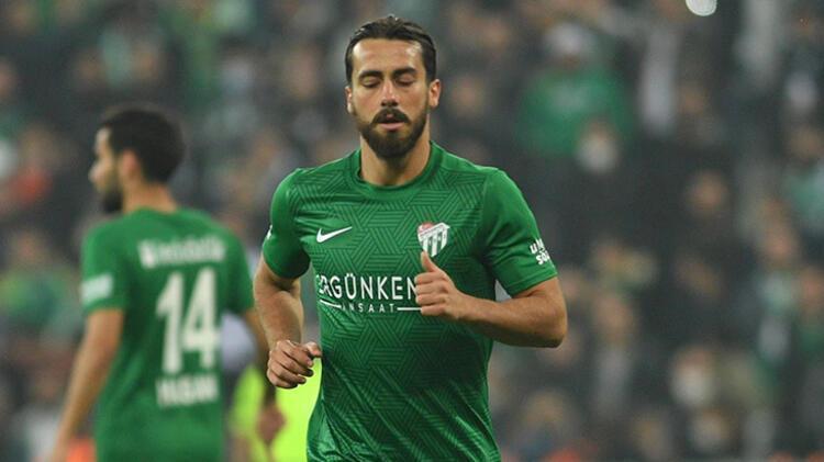 Vedat Muriç dediler milli yıldız çıktı Acun Ilıcalıdan Hull Citye transfer...