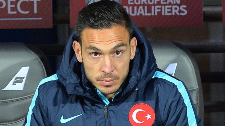 Fenerbahçenin eski yıldızı Mevlüt Erdinçe transfer teklifi Paris Saint Germainden Iğdıra uzanan serüven...