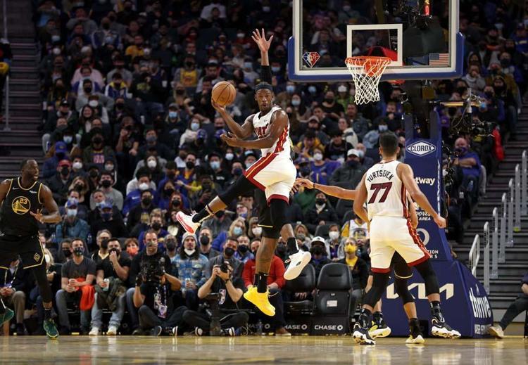 Miami Heatte Ömer Faruk Yurtseven fırtınası NBAde Shaquille ONealı geçti, gözünü rekora dikti...