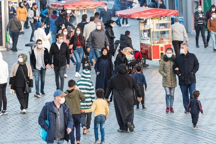 ABD’DE VAKALARIN YÜZDE 95’TEN FAZLASI OMİCRON