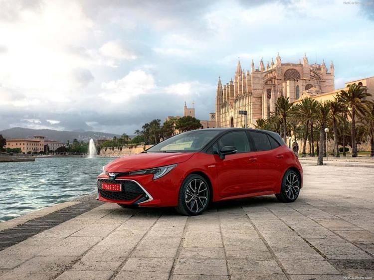 Toyota Yaris 1.0 Vision Manuel Vites