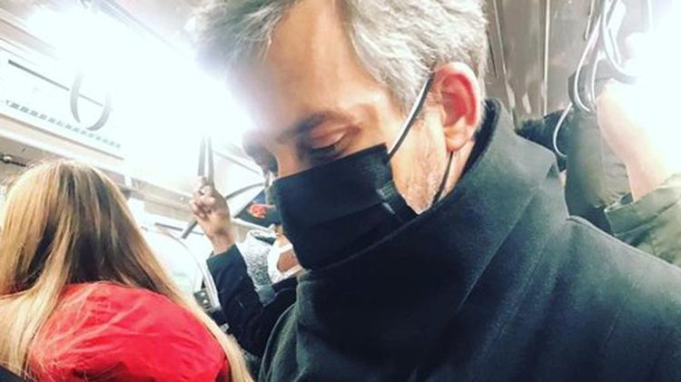 Ünlü oyuncu metroya bindi, o anları takipçileri ile paylaştı