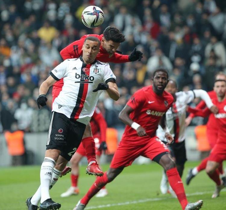 Önder Karaveli Fenerbahçe derbisinden önce videolarını izletmişti Batshuayi kendine geldi Beşiktaş evinde Gaziantep FKyı devirdi