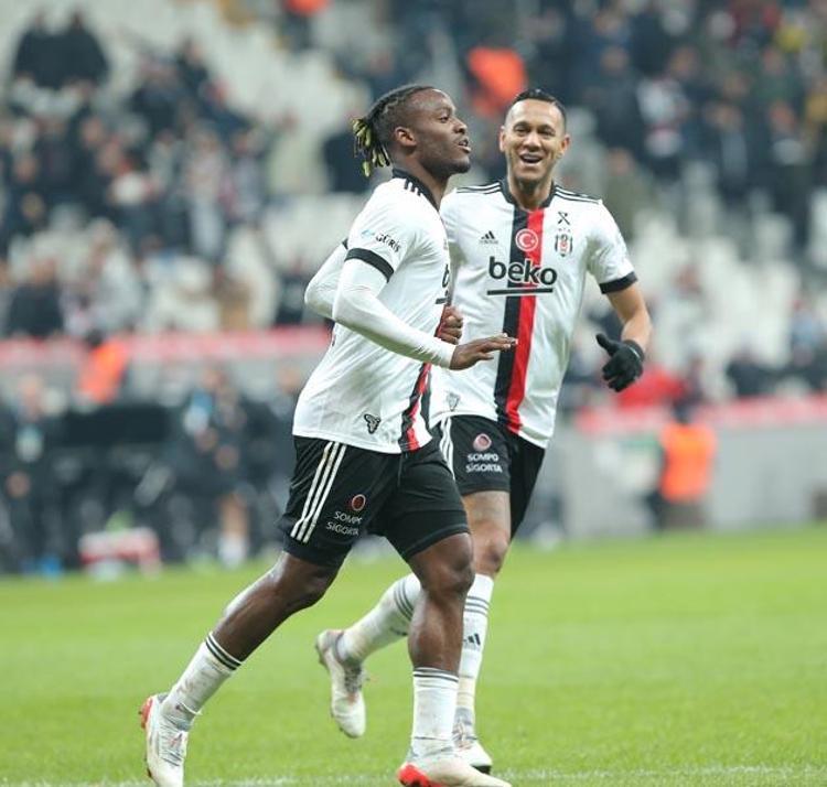 Önder Karaveli Fenerbahçe derbisinden önce videolarını izletmişti Batshuayi kendine geldi Beşiktaş evinde Gaziantep FKyı devirdi