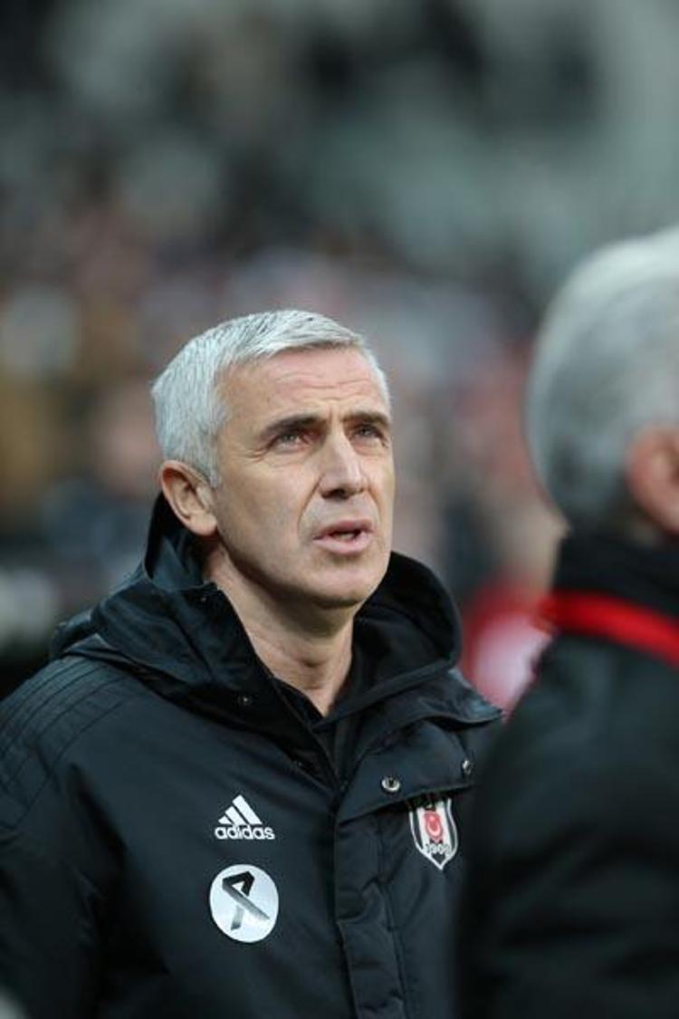 Önder Karaveli Fenerbahçe derbisinden önce videolarını izletmişti Batshuayi kendine geldi Beşiktaş evinde Gaziantep FKyı devirdi