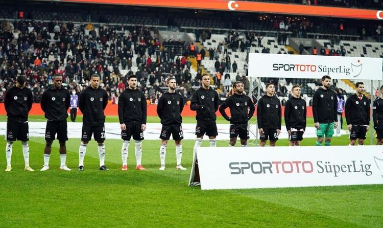 Önder Karaveli Fenerbahçe derbisinden önce videolarını izletmişti Batshuayi kendine geldi Beşiktaş evinde Gaziantep FKyı devirdi