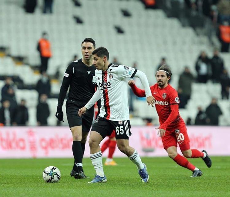 Önder Karaveli Fenerbahçe derbisinden önce videolarını izletmişti Batshuayi kendine geldi Beşiktaş evinde Gaziantep FKyı devirdi