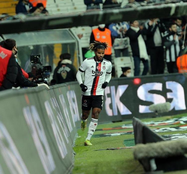 Önder Karaveli Fenerbahçe derbisinden önce videolarını izletmişti Batshuayi kendine geldi Beşiktaş evinde Gaziantep FKyı devirdi