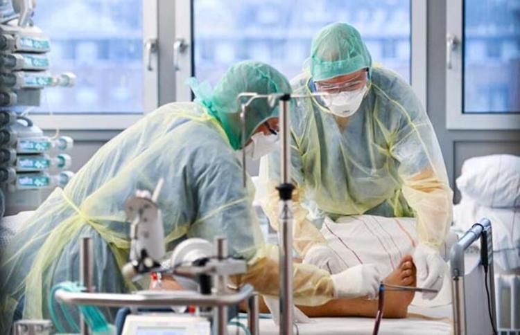Koronavirüs ile ilgili güzel haber Pandemi bitiyor, endemi başlıyor Sonuna geldi