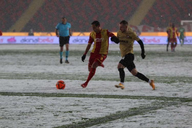 Süper Ligde Gaziantep FK-Yeni Malatyaspor maçı ileri tarihe ertelendi