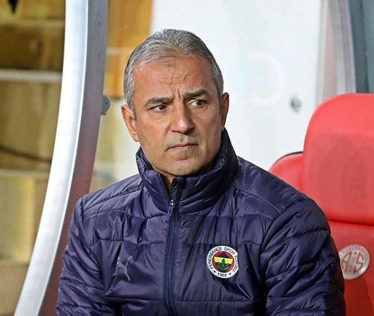 Yıldız futbolcu sosyal medyada paylaştı Ali Koçun yeni transfer bombası ortaya çıktı Kanat forvet geliyor