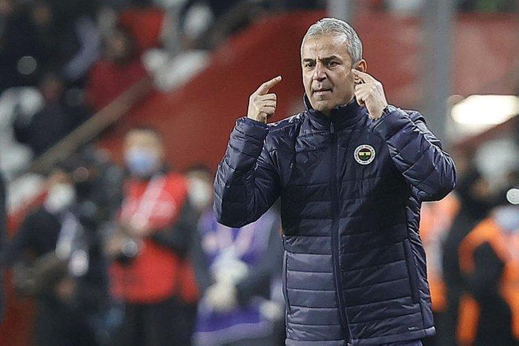 Yıldız futbolcu sosyal medyada paylaştı Ali Koçun yeni transfer bombası ortaya çıktı Kanat forvet geliyor