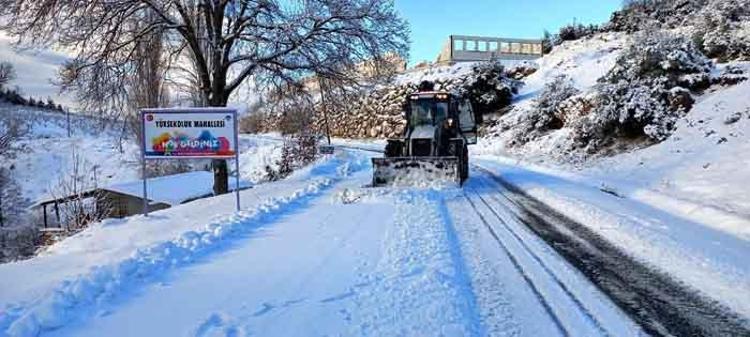 Kar yağışı ile ilgili son dakika açıklaması İstanbul için uyarılar art arda geldi, böylesi görülmedi, cuma günü fena vuracak günlerce yerden kalkmayacak