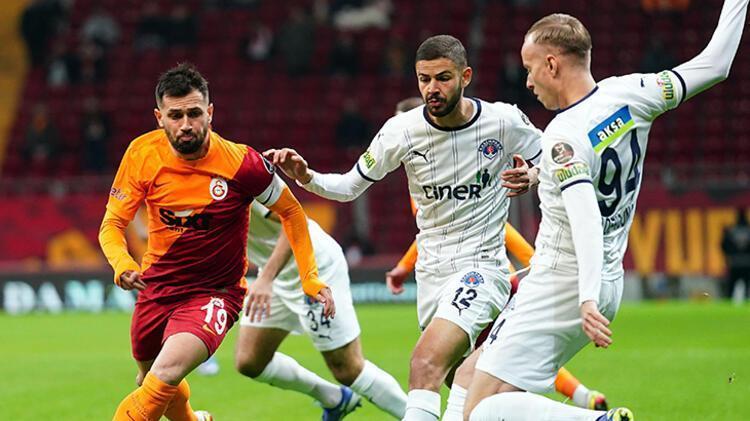 Galatasaray - Kasımpaşa maçında ortalık karıştı Tepetaklak oldular, taraftar çılgına döndü Tek tek yırttılar, Burak Elmasa tepki, Fatih Terime destek...