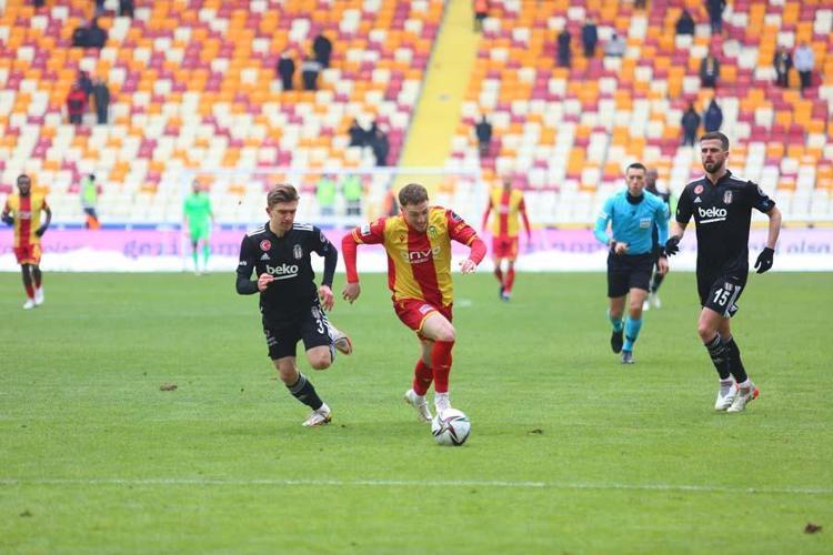 Yeni Malatyaspor - Beşiktaş maçından sonra Adem Büyükten Zorbay Küçüke flaş sözler