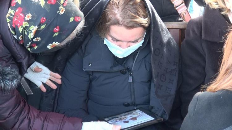 Yılların küslüğü bitti Ece Erkene Demet Akalından küslük bitiren ziyaret