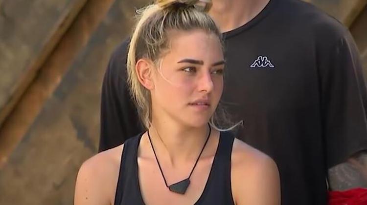 Survivorda sürgün adasına kim gitti, Survivorda eleme adayı kim oldu, Survivor dokunulmazlık oyununu kim kazandı Acun Ilıcalı kötü haberi verdi: Aycan Yanaç...