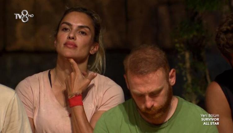 Survivorda sürgün adasına kim gitti, Survivorda eleme adayı kim oldu, Survivor dokunulmazlık oyununu kim kazandı Acun Ilıcalı kötü haberi verdi: Aycan Yanaç...