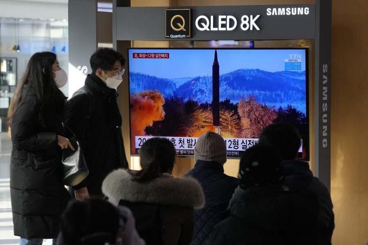 Füze ateşlendi görüntüler dünyayı şok etti ABD, Japonya ve Güney Koreden tepki ve uyarı geldi...