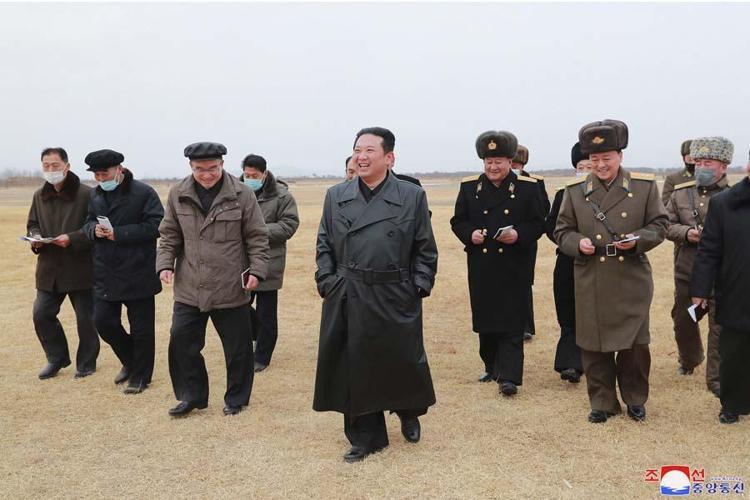 Füze ateşlendi görüntüler dünyayı şok etti ABD, Japonya ve Güney Koreden tepki ve uyarı geldi...