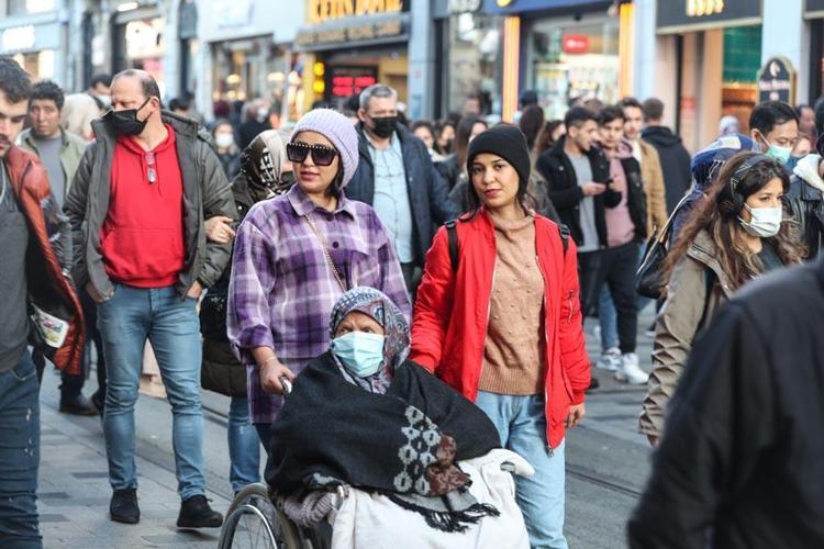 Türkiyenin en büyük ilçesi belli oldu 57 ilden daha kalabalık, işte en büyük ve en küçük 10 ilçe...