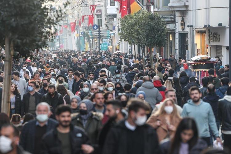Türkiyenin en büyük ilçesi belli oldu 57 ilden daha kalabalık, işte en büyük ve en küçük 10 ilçe...