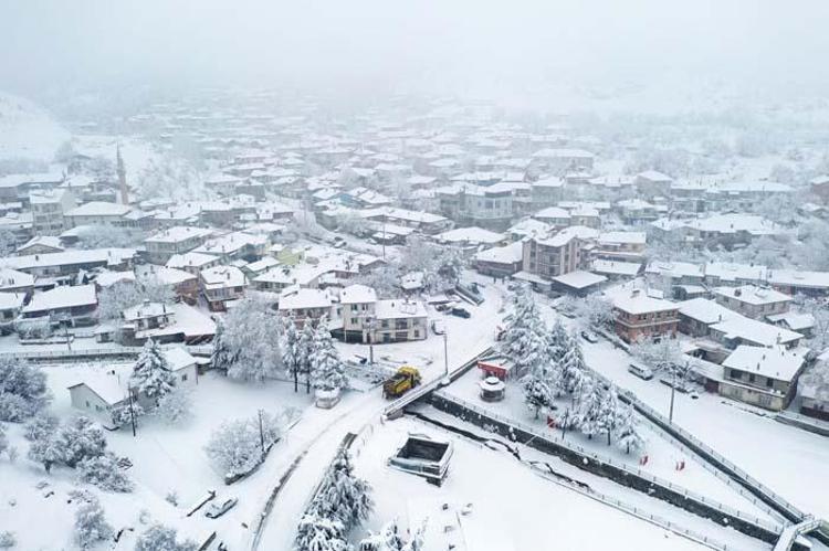 Kar yağışı bitti derken turuncu kodlu alarm verildi Meteorolojiden son dakika açıklaması Ve başladı, çok sayıda ilde...