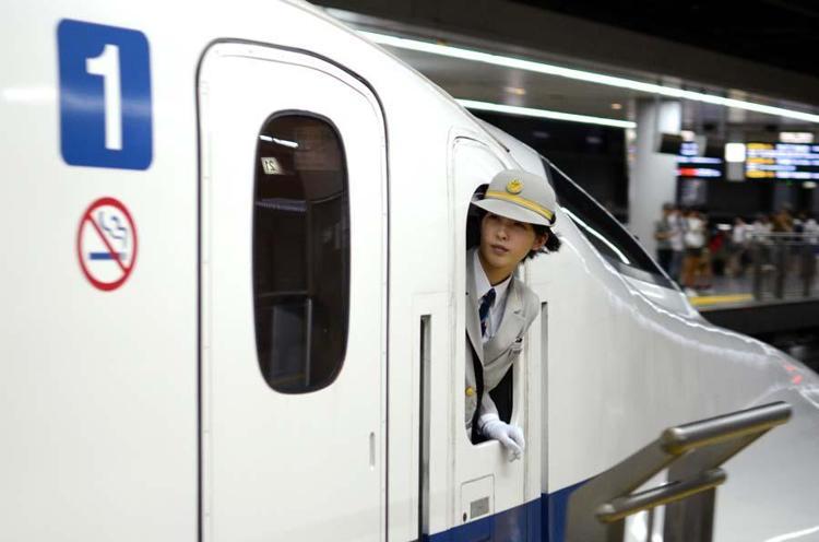Dünyanın en uzun demiryolu tüneli (Seikan – Japonya – 53,9 km)