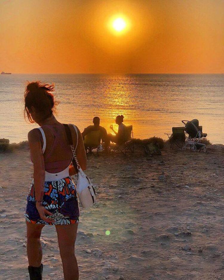 Yargının Ceylini Pınar Denizin kardeşi Huri Denizden tatil pozu Beğeni yağdı...