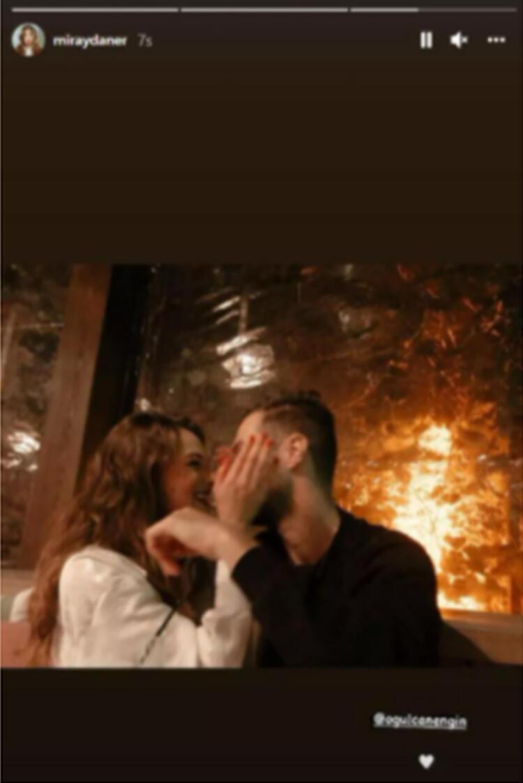 AŞKINI BÖYLE İLAN ETTİ