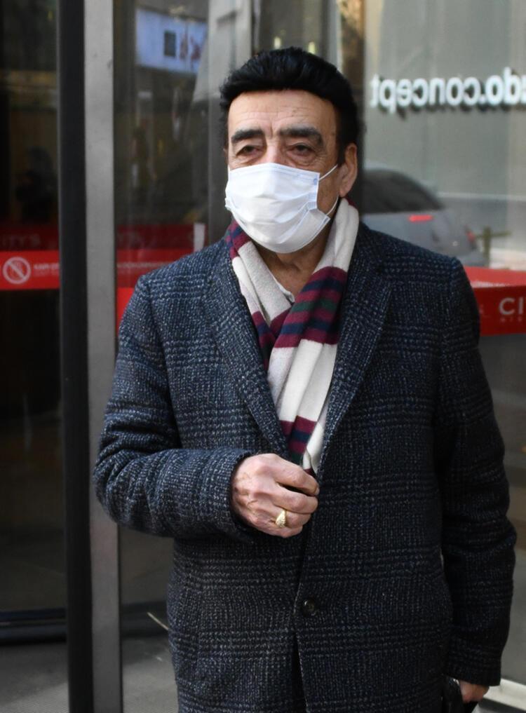 Hakkı Bulut: Bakın şimdiki aşklar bir yıllık, hemen bitiyor