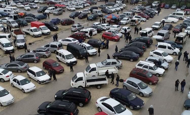 Araba fiyatlarıyla ilgili son dakika açıklaması Tersine döndü Sıfır araba ve ikinci el araba kredi faizleri...