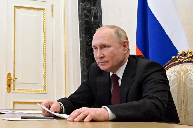 Putinin korktuğu başına geldi Rusyaya yaptırım dalgası başladı