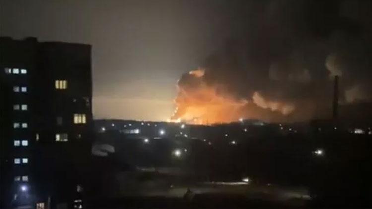 Rus helikopterleri Kieve girdi 74 askeri tesis imha edildi, 114 Ukrayna askeri teslim oldu çok sayıda ölü var...