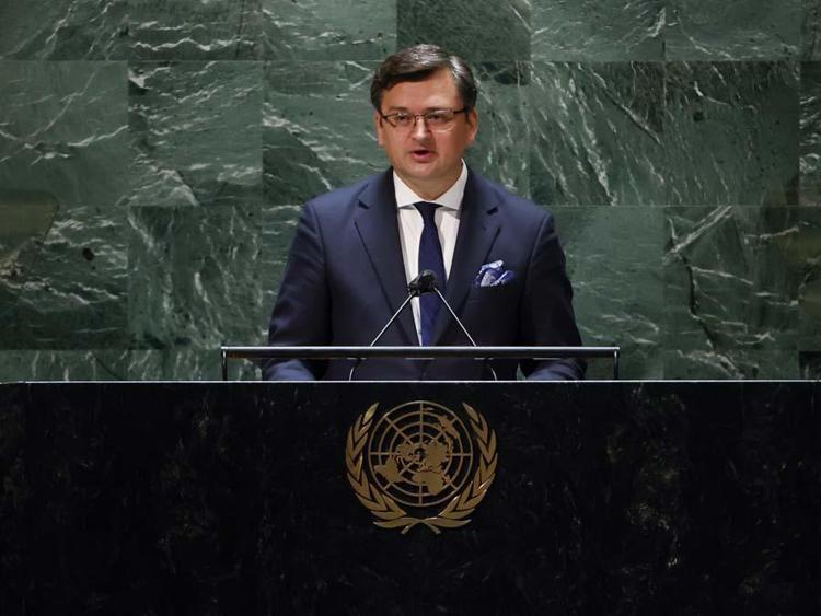 Rus helikopterleri Kieve girdi 74 askeri tesis imha edildi, 114 Ukrayna askeri teslim oldu çok sayıda ölü var...