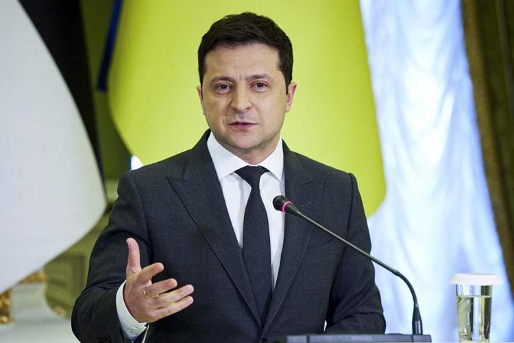 Rus helikopterleri Kieve girdi 74 askeri tesis imha edildi, 114 Ukrayna askeri teslim oldu çok sayıda ölü var...