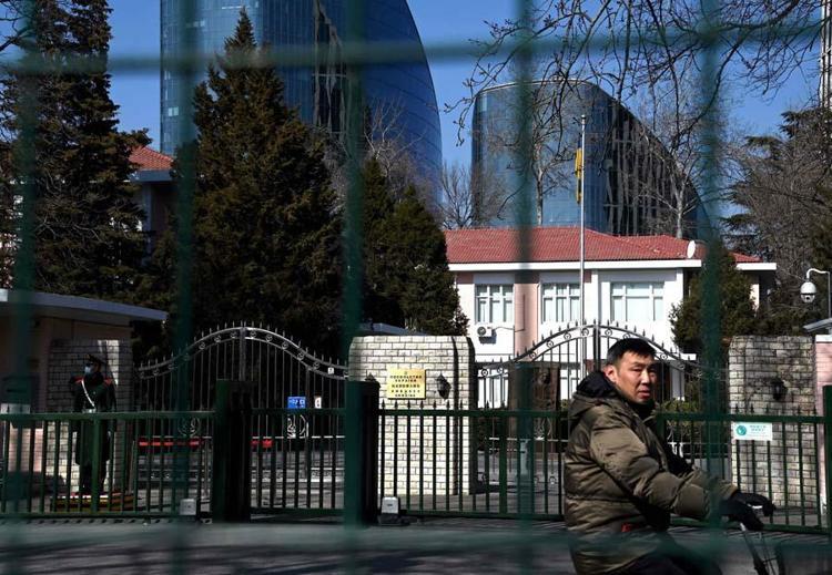 Rus helikopterleri Kieve girdi 74 askeri tesis imha edildi, 114 Ukrayna askeri teslim oldu çok sayıda ölü var...